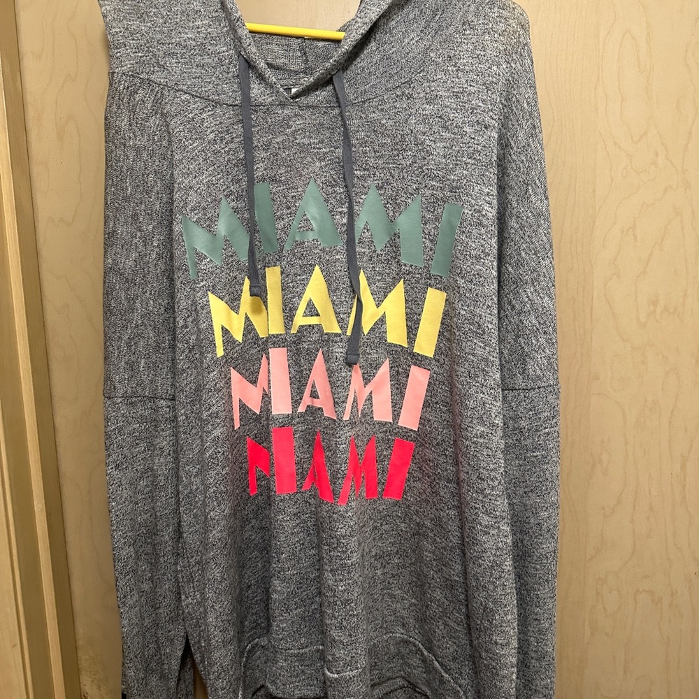 PINK Victoria's Secret Gray Long Sleeve Hoodie